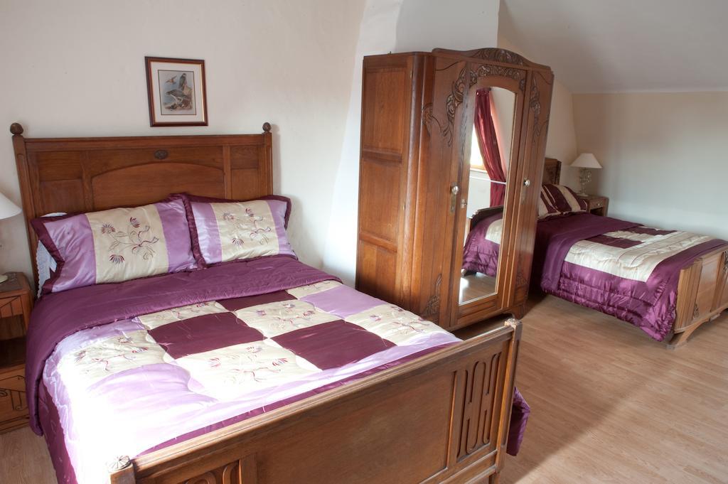 L'Ancien Presbytere Chambres D'Hote Ou Gite Le Dorat Cameră foto